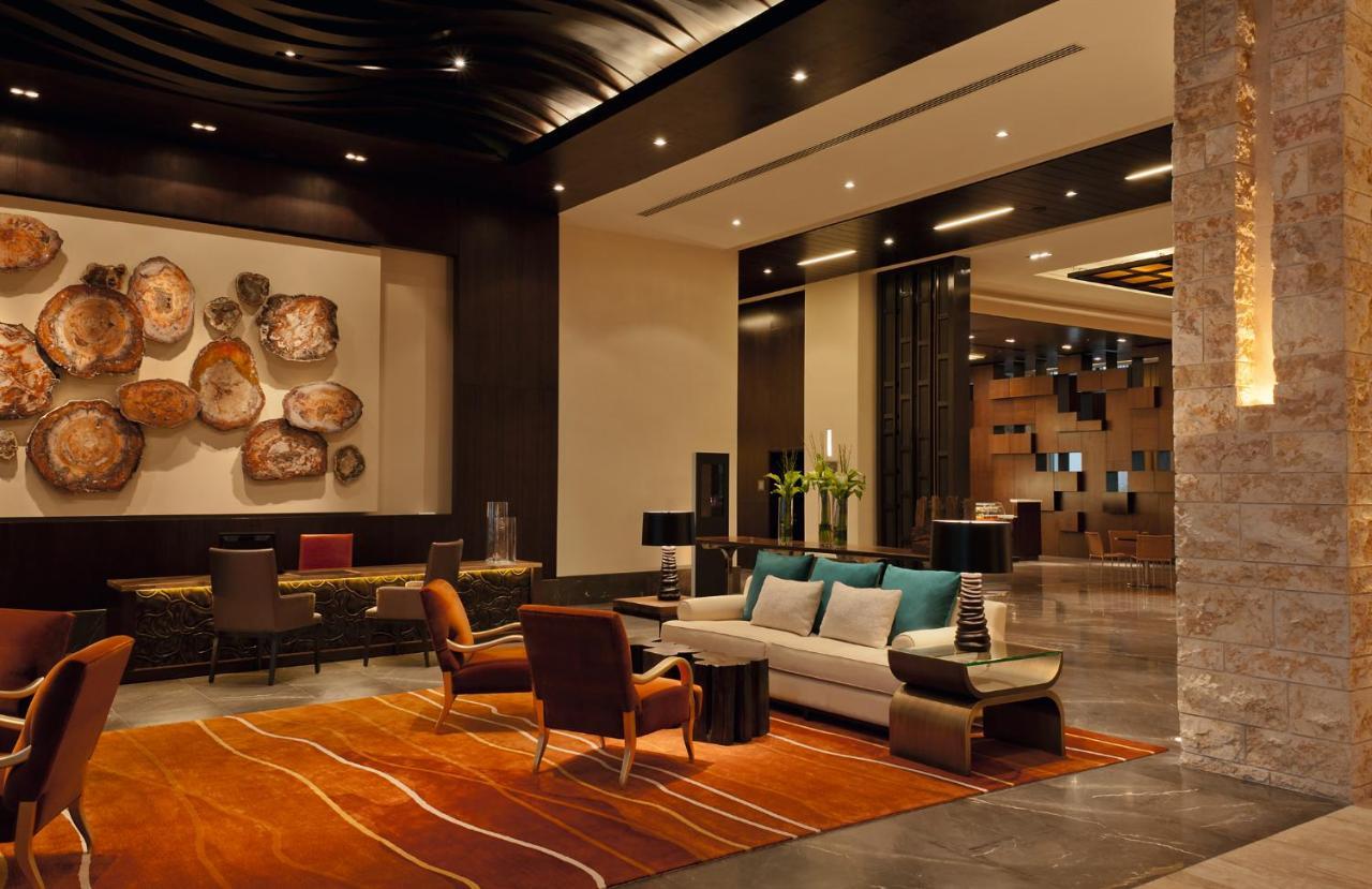 Vogo Abu Dhabi Golf Resort & Spa Formerly The Westin Abu Dhabi Golf Resort & Spa Exteriér fotografie Lobby